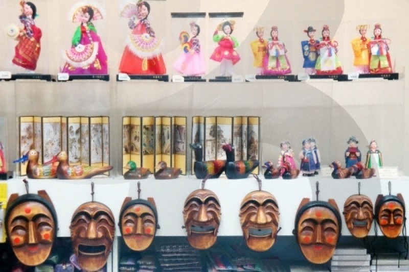 龍頭山公園釜山塔 (3/6)