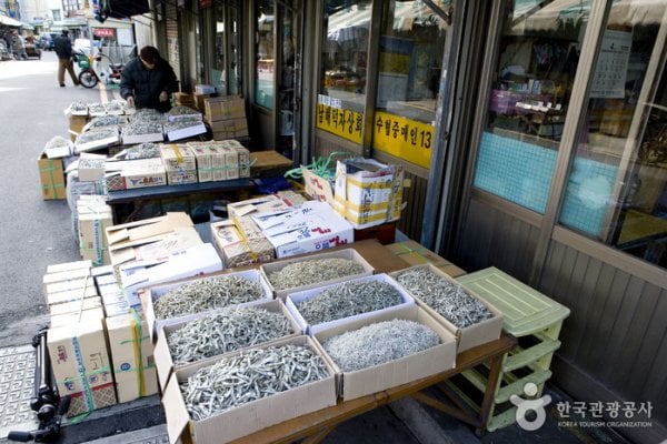 乾魚貨市場