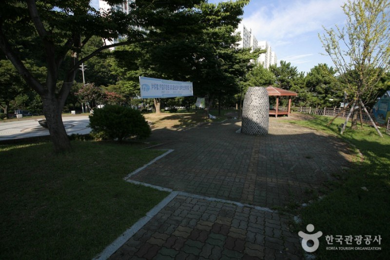 75廣場