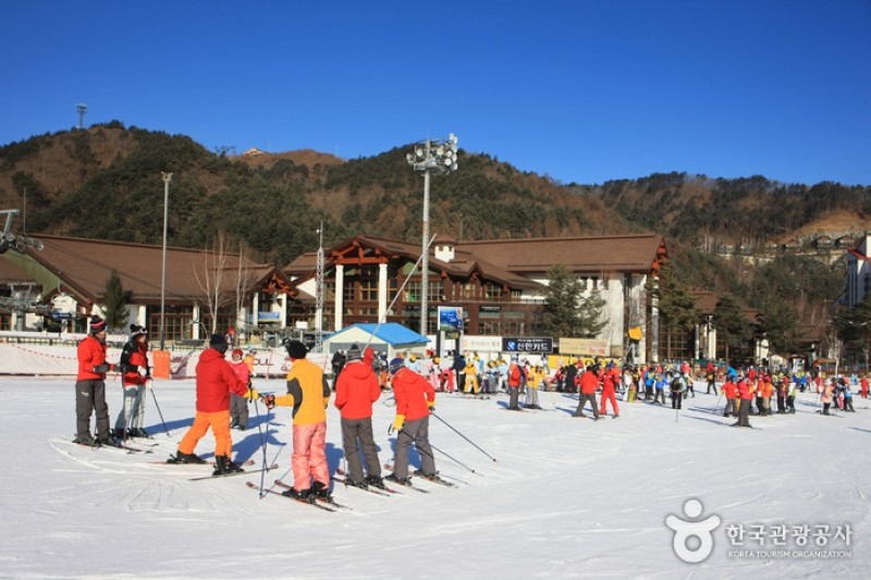 龍平渡假村