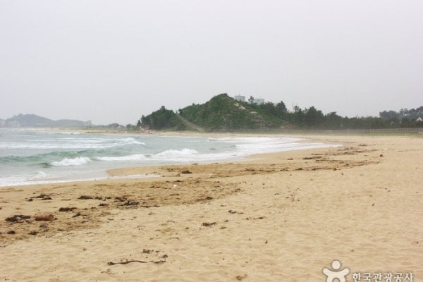 烽燧台海邊