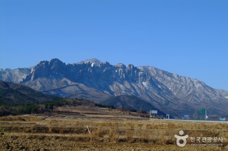 雪嶽山蔚山岩