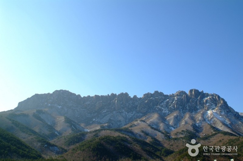 雪嶽山蔚山岩