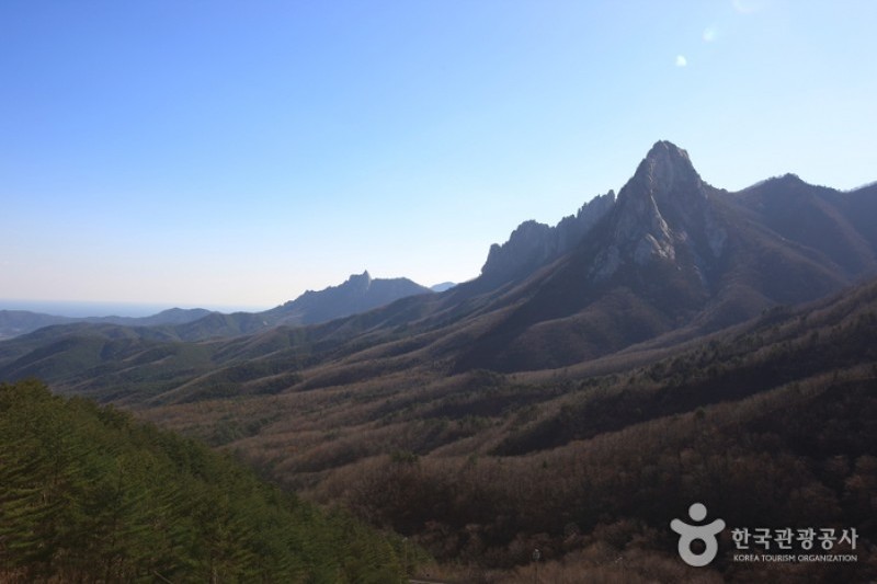 雪嶽山蔚山岩