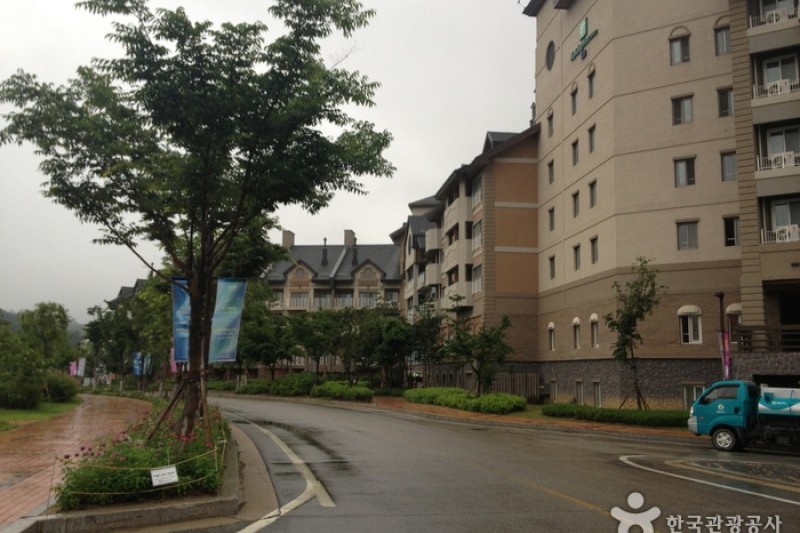 Holiday Inn Alpensia平昌渡假村
