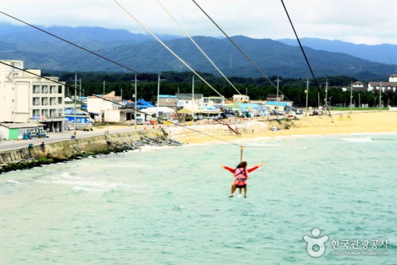 牛沿海邊漁村滑翔體驗(海上飛蝶) 소돌해변 스카이어촌체험(아라나비) (4/10)