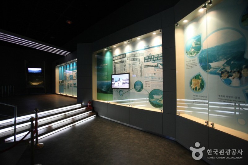 和平水庫水文化館  (16/20)