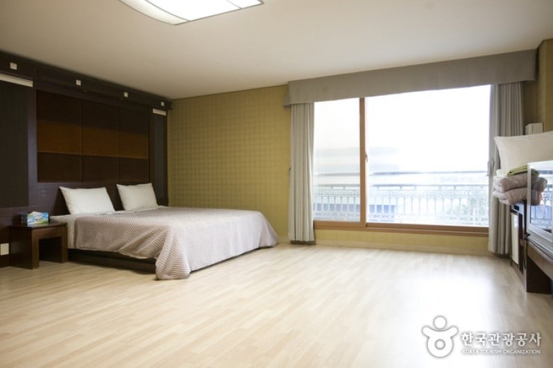 鏡浦秀汽車旅館 [優秀住宿設施Goodstay] (15/18)