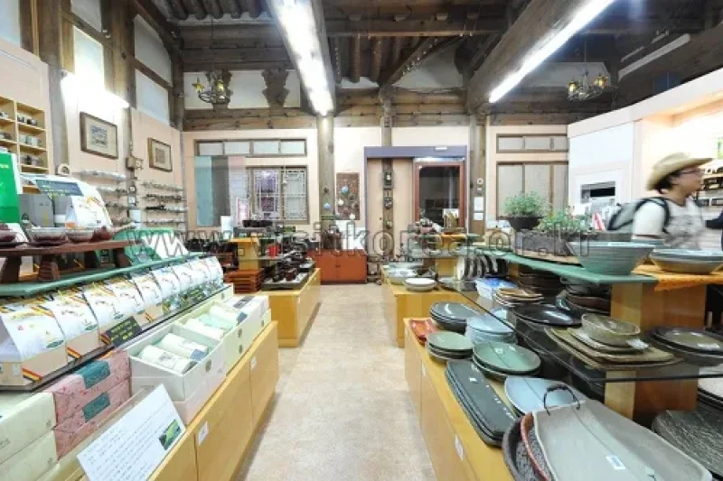全州工藝品展覽館、全州名品館 (2/7)