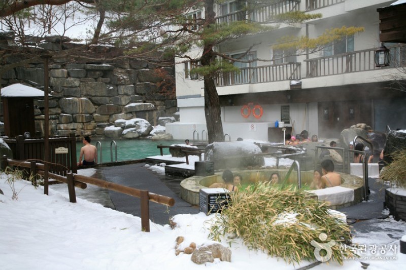 茂朱德裕山渡假村滑雪場