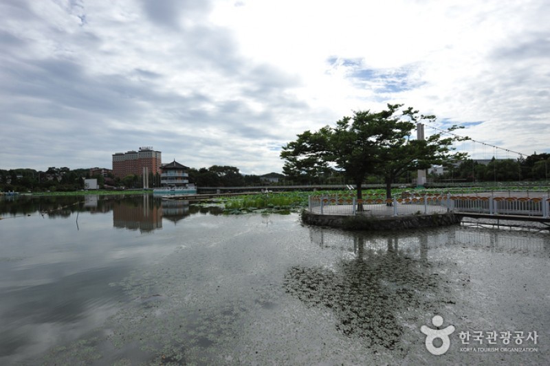 德津公園