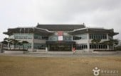 靈巖陶器博物館