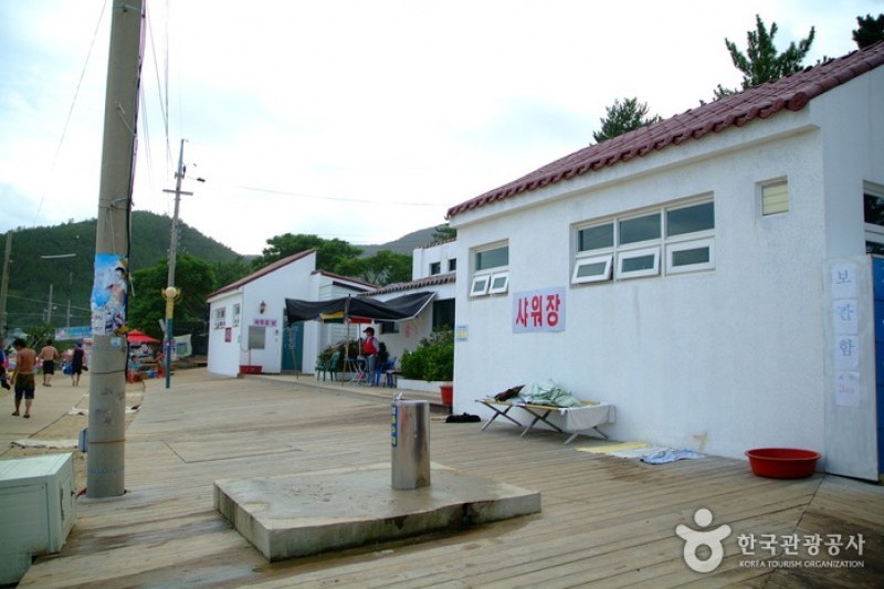 薪智鳴沙十里海水浴場