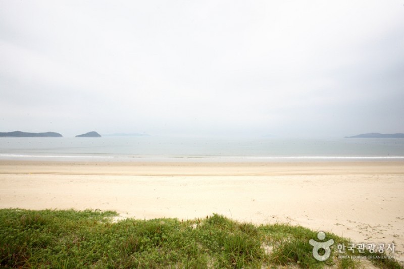 薪智鳴沙十里海水浴場