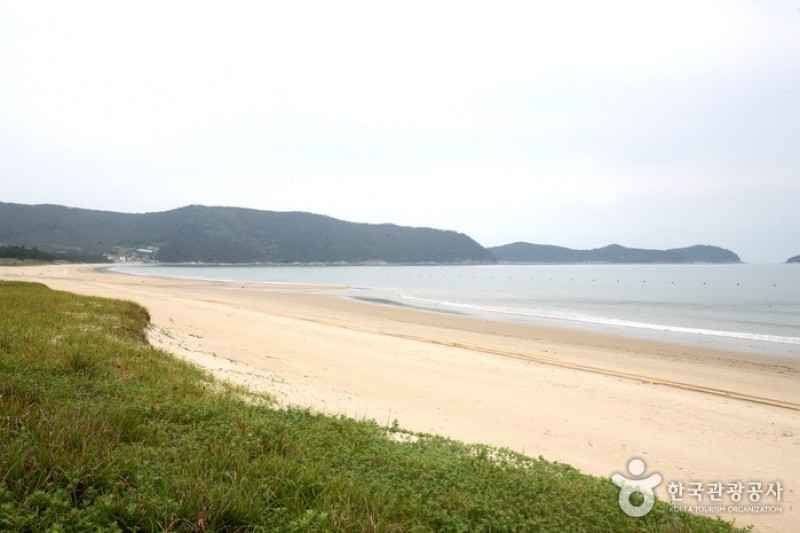 薪智鳴沙十里海水浴場