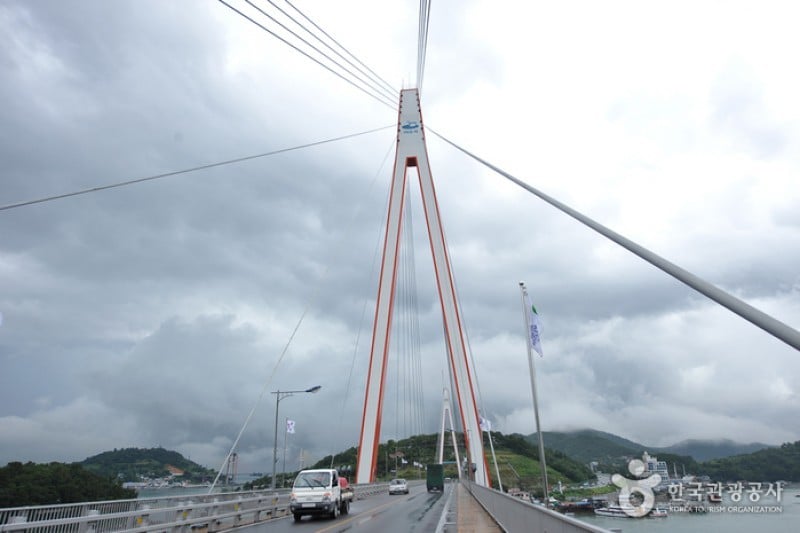 突山大橋