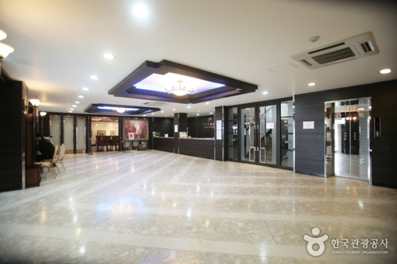 白羊觀光飯店 (5/36)