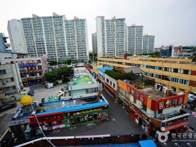 大邱和平市場雞胗胡同대구 평화시장 닭똥집 골목