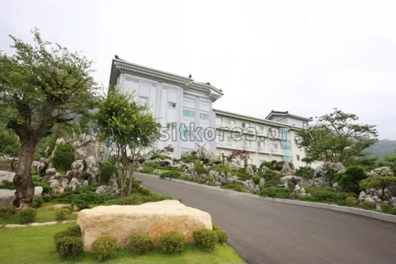 伽倻飯店(가야호텔)