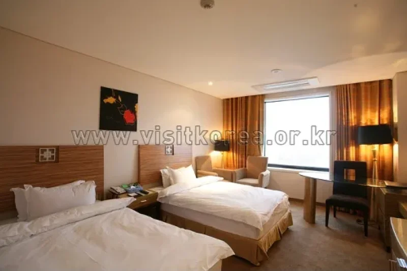 Philos Hotel (20/28)