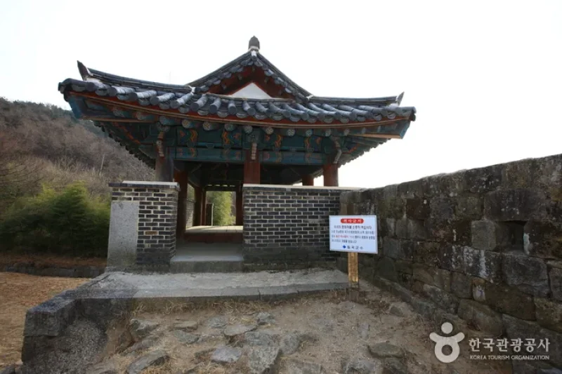 漆谷架山山城及架山岩 (7/10)