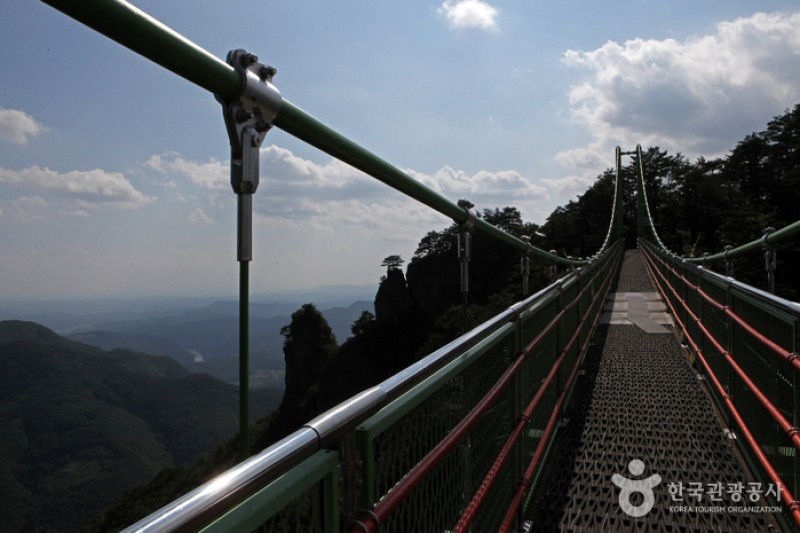 淸凉山道立公園 