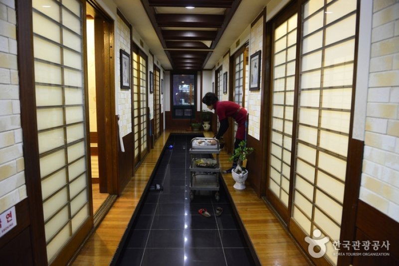 青海日本料理 (2/5)