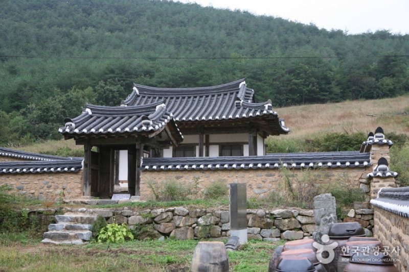聾巖宗宅(농암종택)