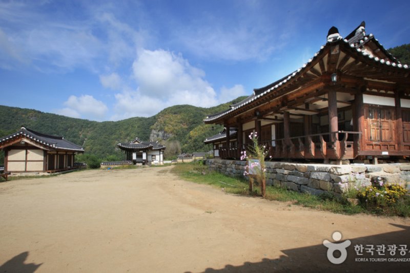 聾巖宗宅(농암종택)