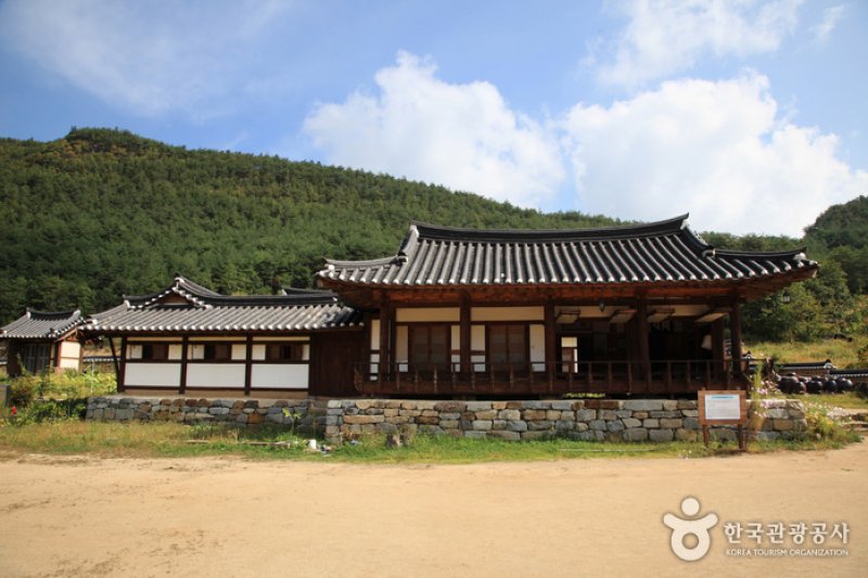 聾巖宗宅(농암종택)