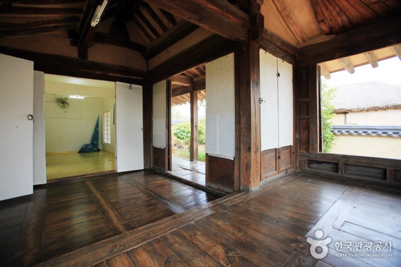 家溫堂 (石皐古宅)(가온당(석고고택))