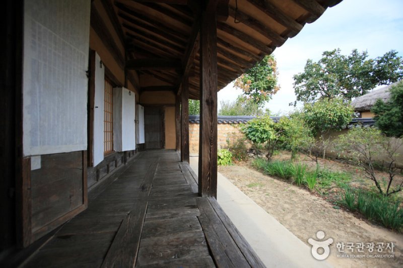 家溫堂 (石皐古宅)(가온당(석고고택))