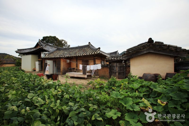 家溫堂 (石皐古宅)(가온당(석고고택))