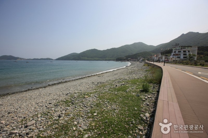 鶴洞黑珍珠鵝卵石海邊 (8/14)