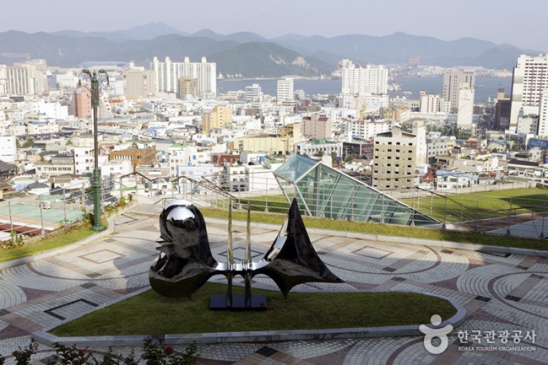 倉洞藝術村