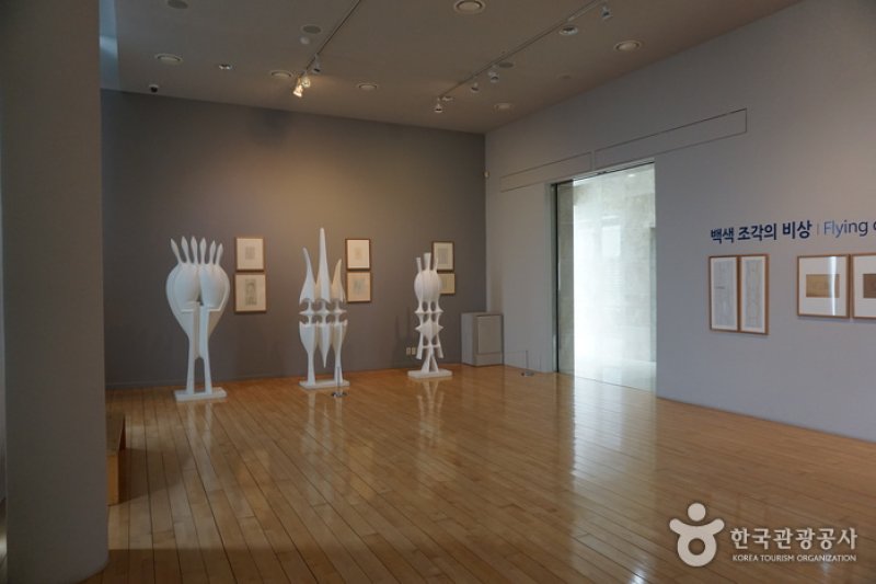 昌原市立馬山文信美術館 (6/16)