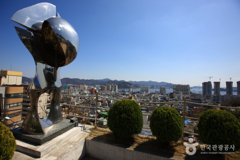 昌原市立馬山文信美術館 (11/16)