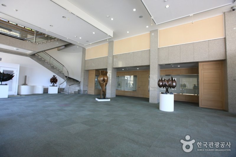 昌原市立馬山文信美術館 (14/16)