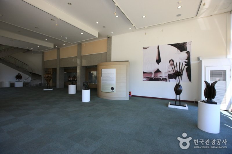 昌原市立馬山文信美術館 (16/16)
