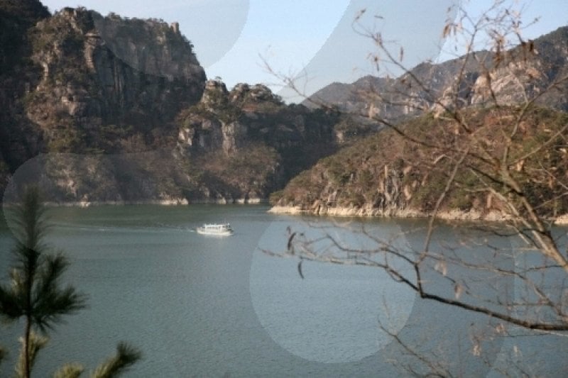 龜潭峰‧玉筍峰 (8/9)