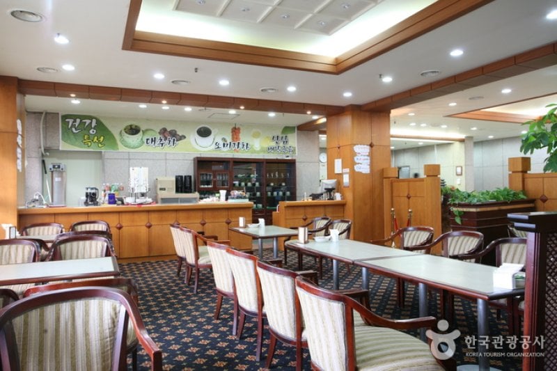 水安堡常綠飯店