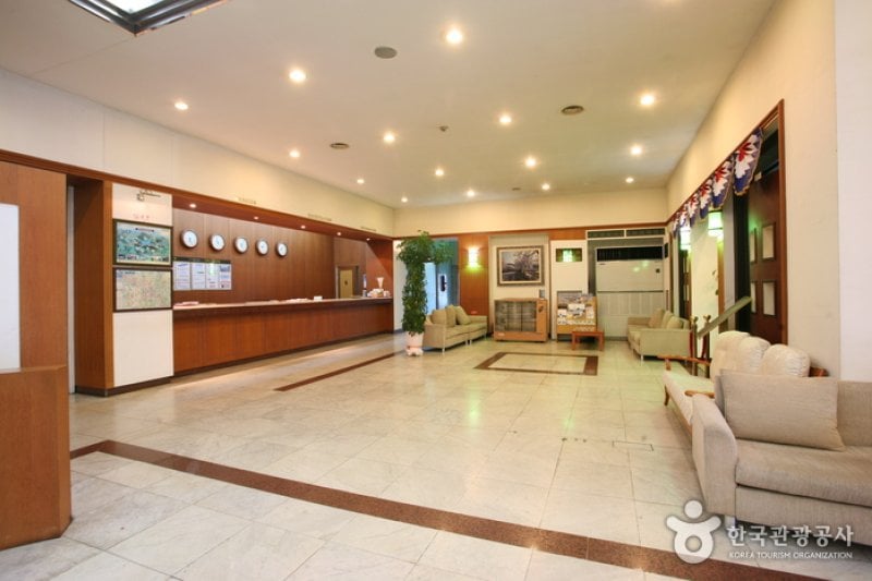 忠州豪華觀光酒店(충주 그랜드 관광호텔)