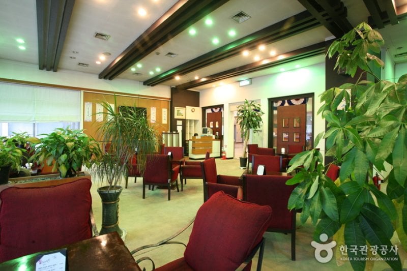 忠州豪華觀光酒店(충주 그랜드 관광호텔)