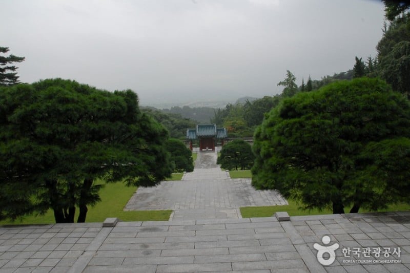 顯忠祠 (2/38)