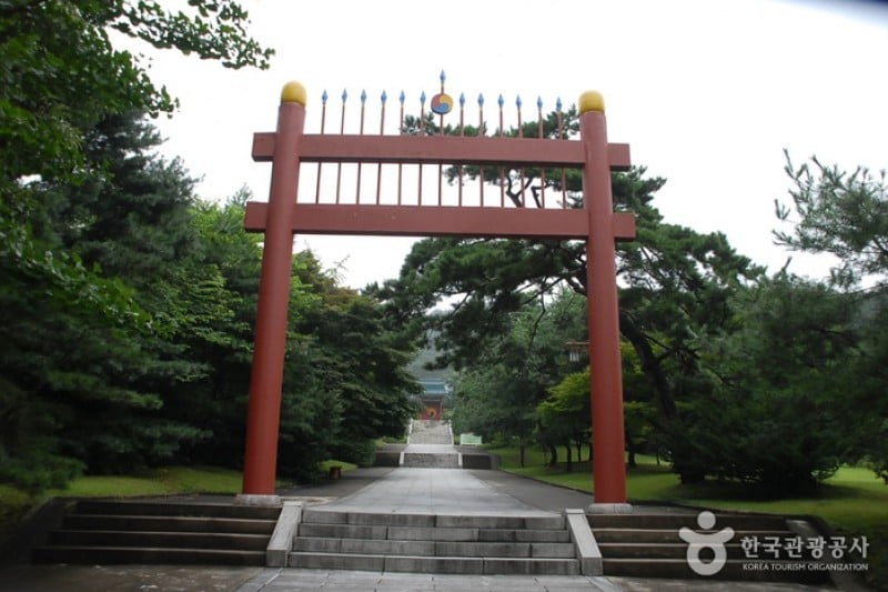 顯忠祠 (4/38)