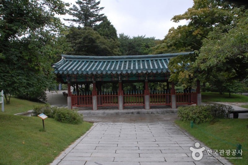 顯忠祠 (12/38)
