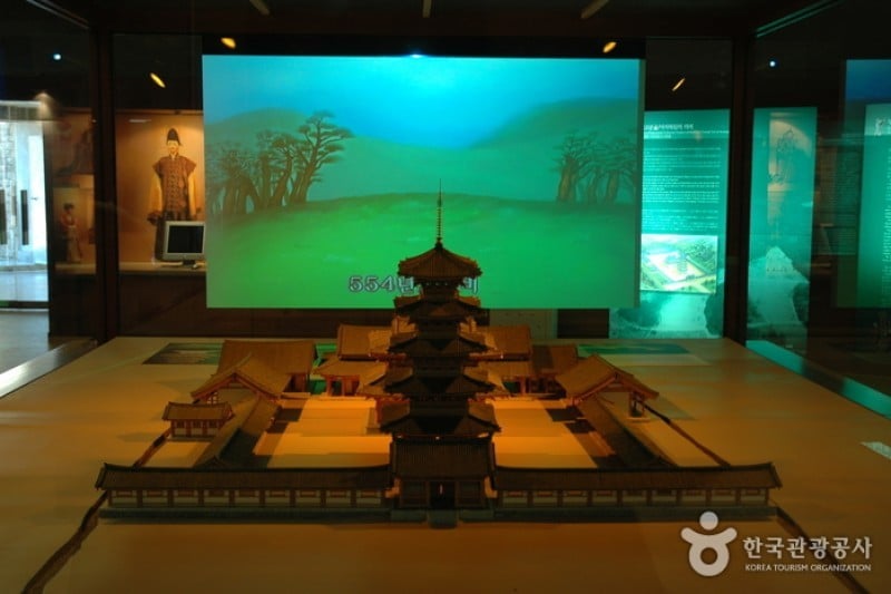 扶餘陵山里古墳群 [UNESCO世界遺產] (10/11)