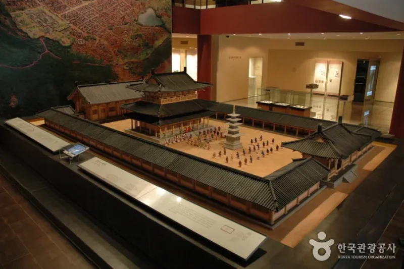 定林寺址博物館