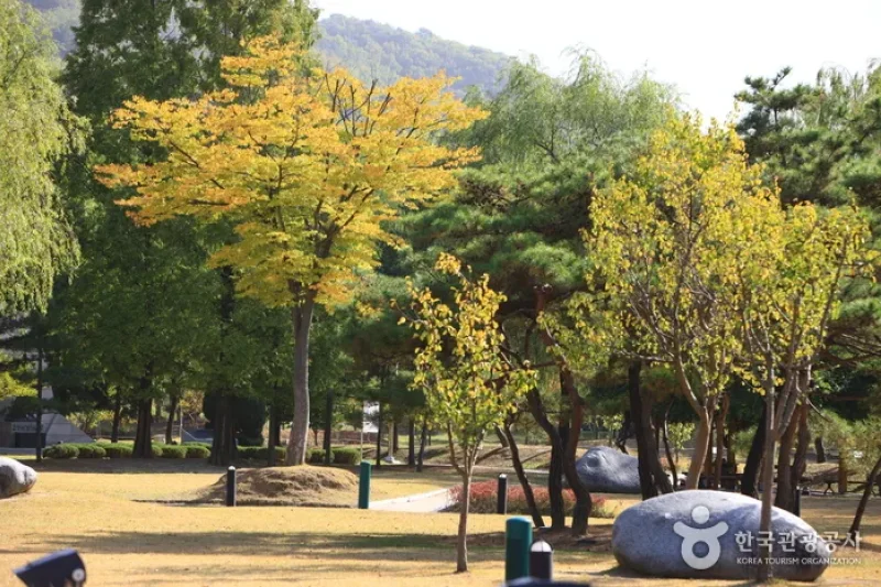 天安三岔路公園