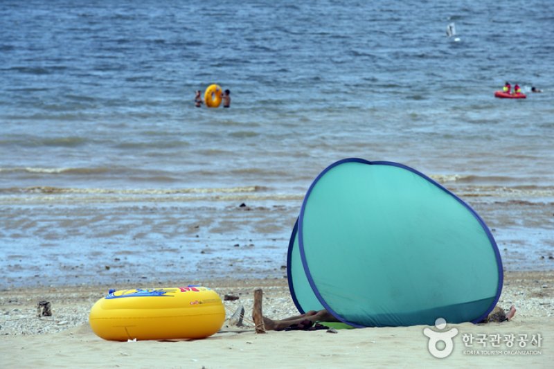 保甯海水浴場觀光特區